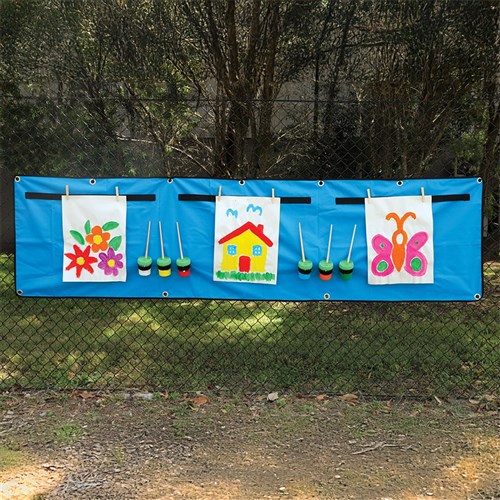 Outdoor Hanging Easel - Triple